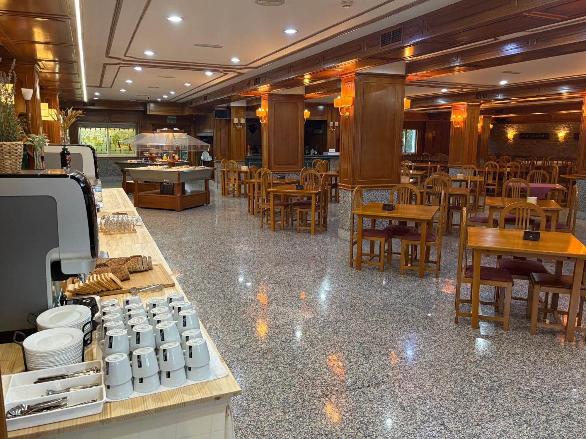 Hotel Los Olmos ルーゴ エクステリア 写真